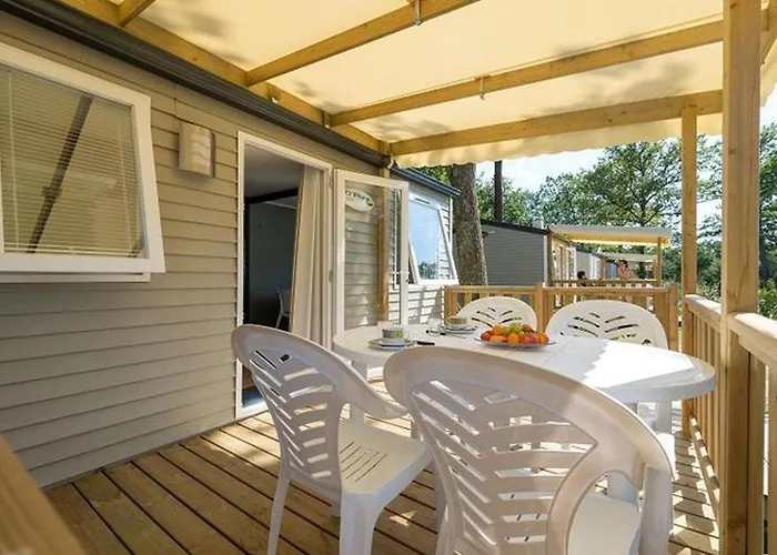 Camping Mobil-home Cosy Avec Terrasse A - Api-1-52-317